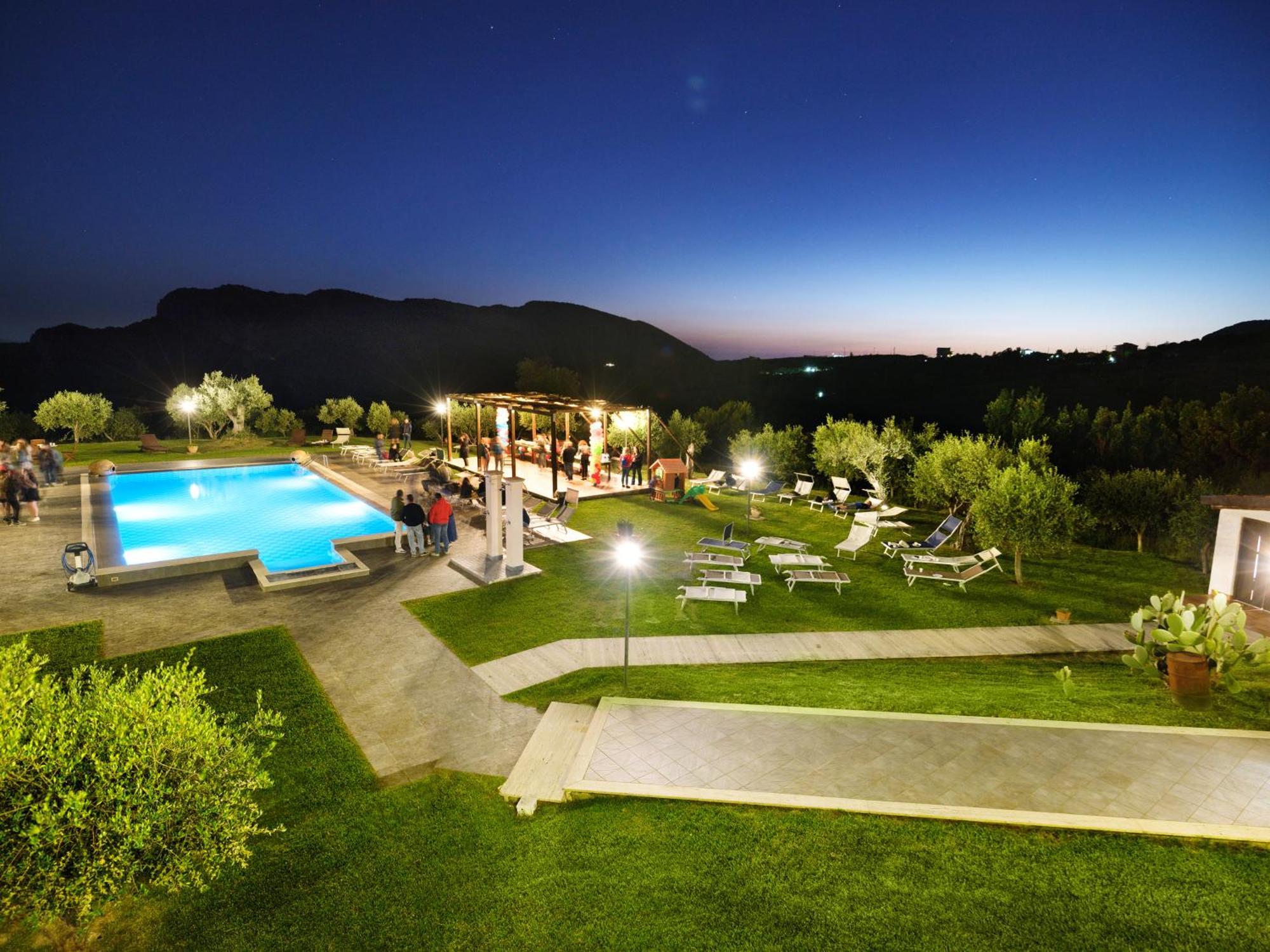L' Aia Resort Trentinara Екстериор снимка