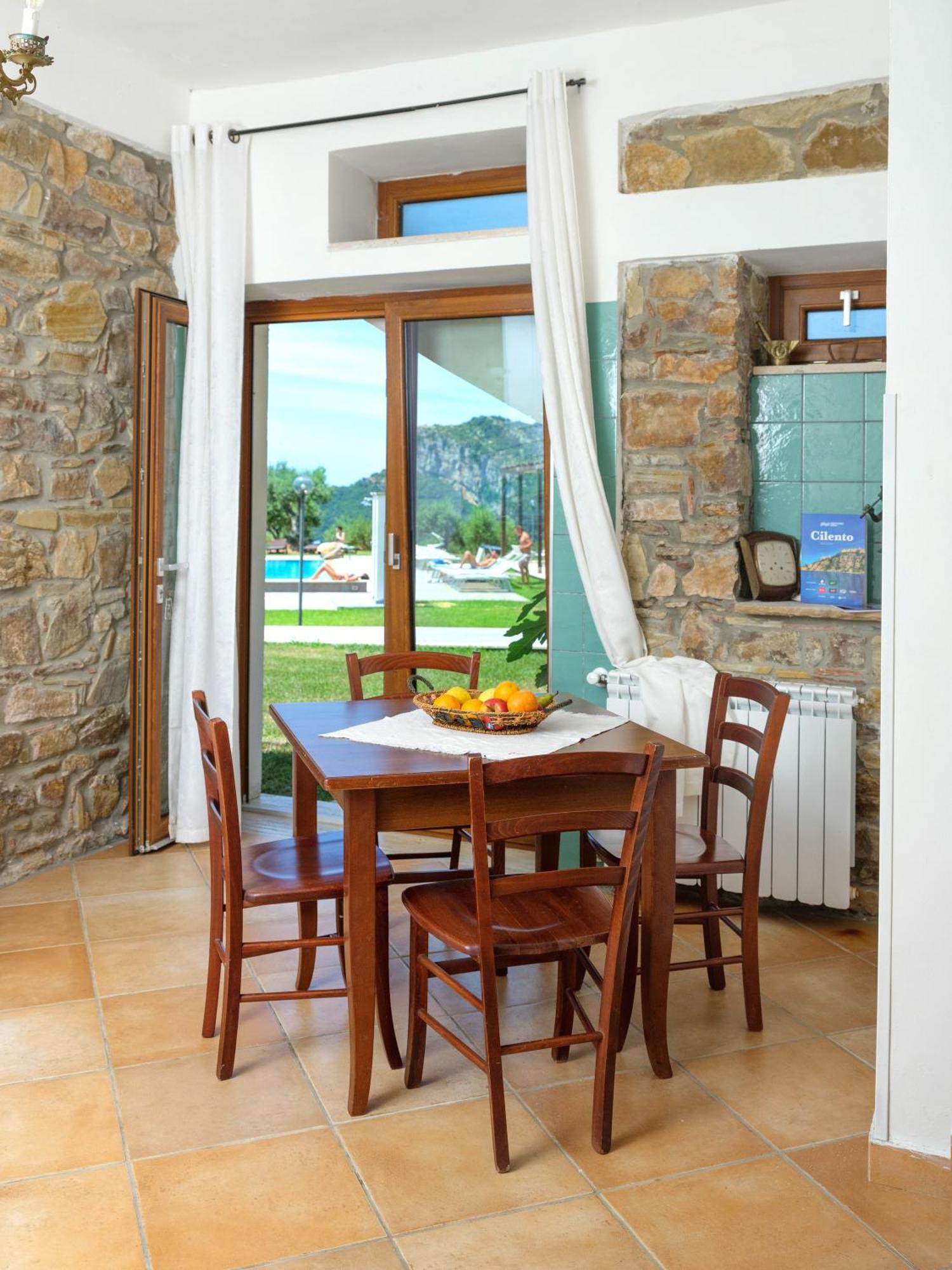 L' Aia Resort Trentinara Екстериор снимка