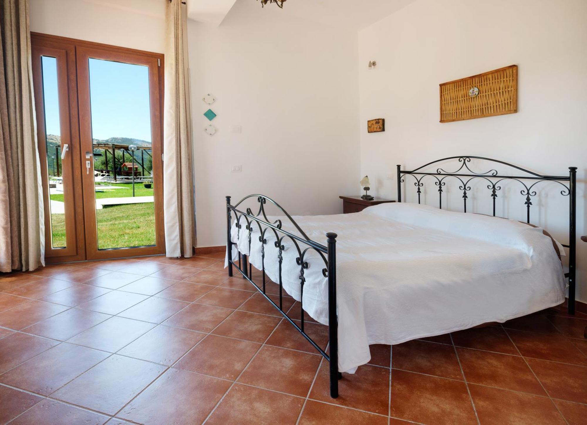 L' Aia Resort Trentinara Екстериор снимка